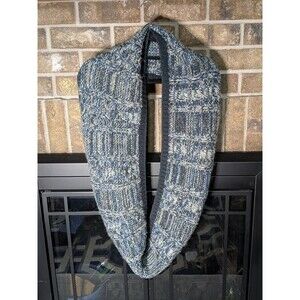 Eddie Bauer Women Knit Infinity Scarf Blue White Chunky Cozy Cottagecore Winter